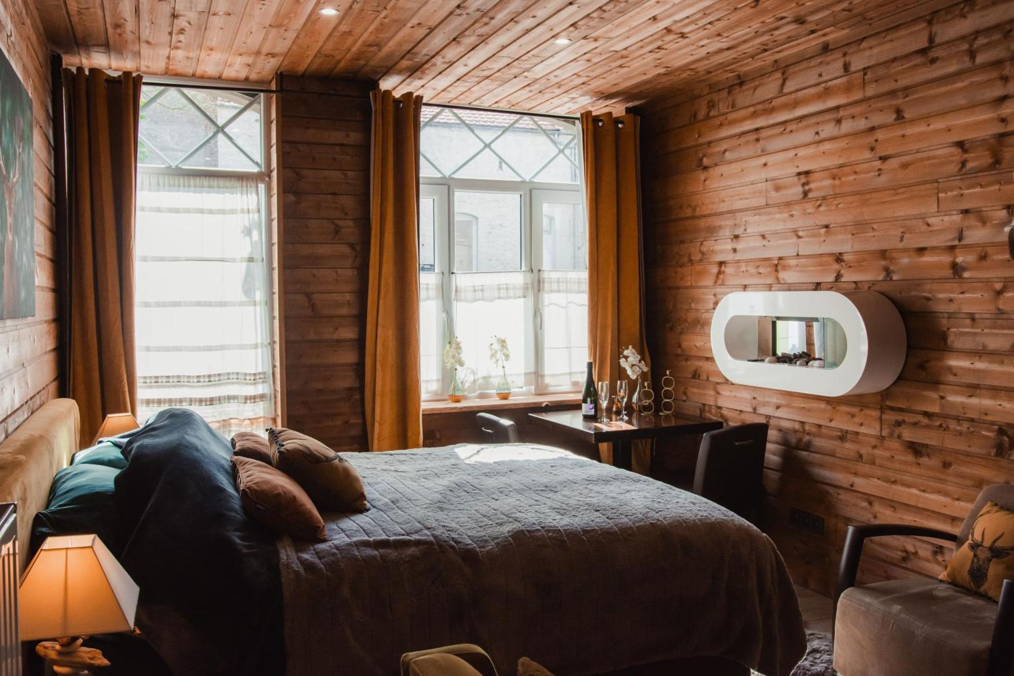 Maison D'Hote Les Notes Endormies Suite Le Refuge Walcourt Exterior foto